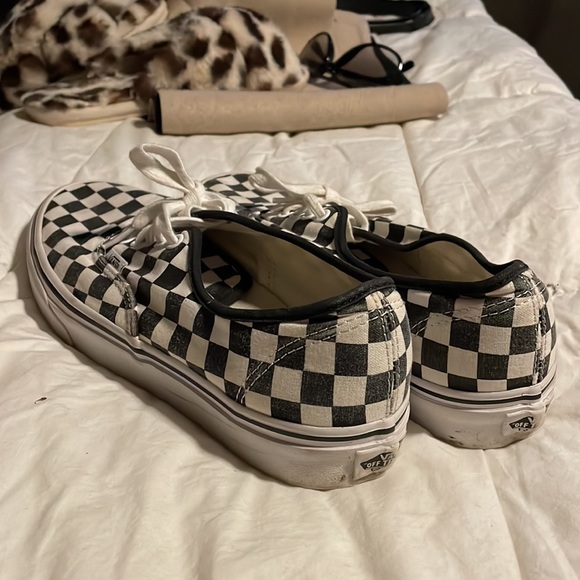 Black and white checkered vans - Picture 4 of 4